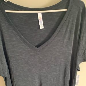 Gray LulaRoe Christy